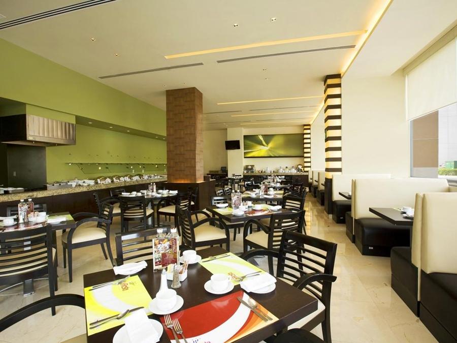 Fiesta Inn Tepic Εξωτερικό φωτογραφία