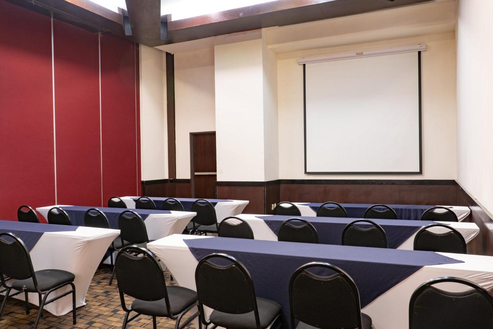 Fiesta Inn Tepic Εξωτερικό φωτογραφία