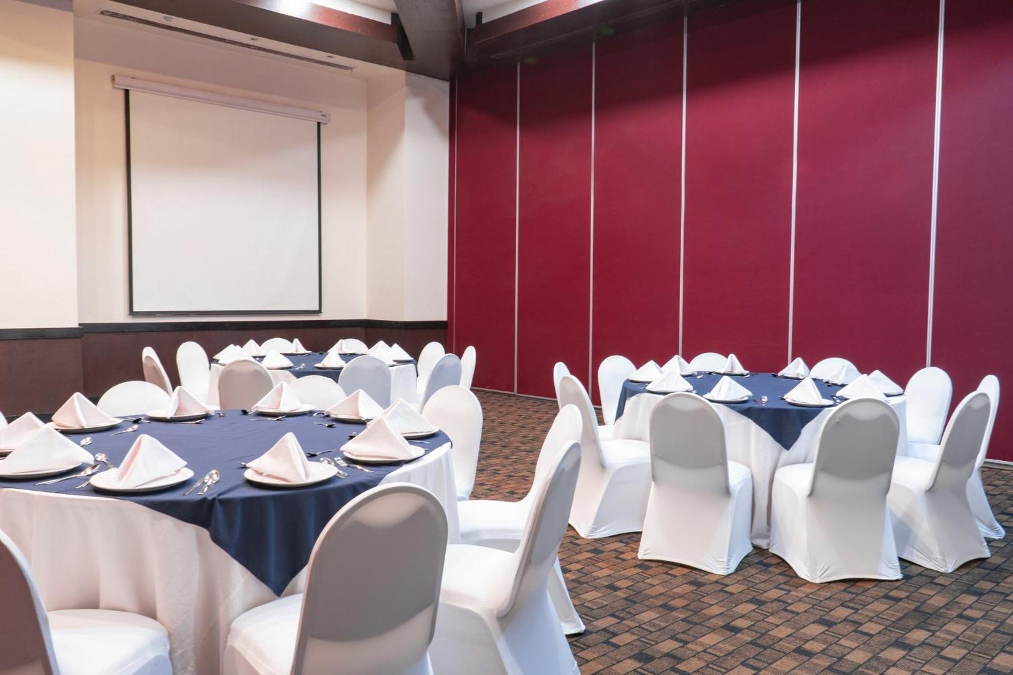 Fiesta Inn Tepic Εξωτερικό φωτογραφία